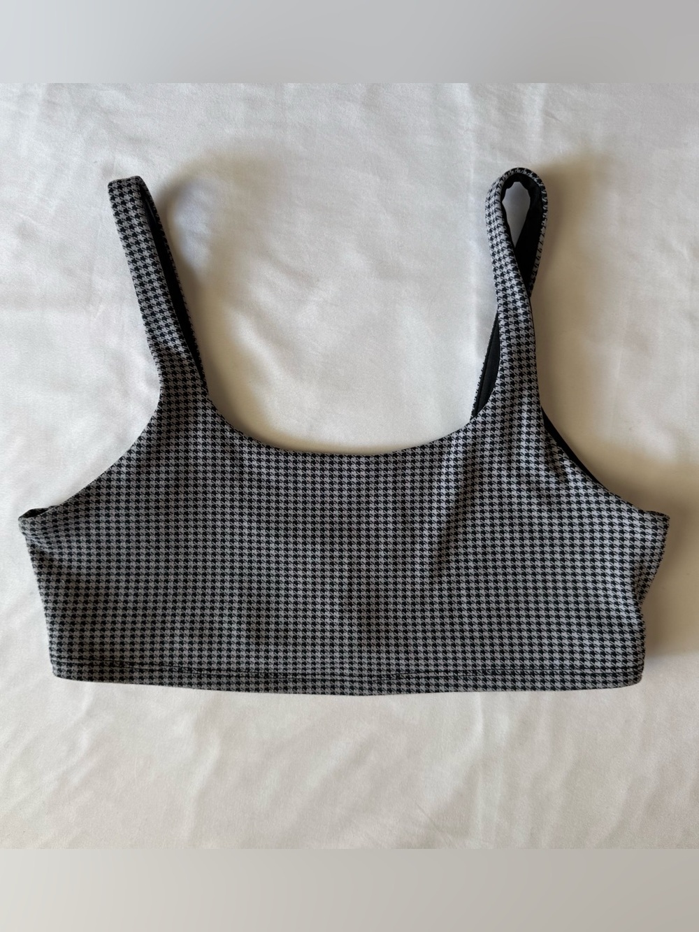 Alo Yoga gingham black and white sports bra